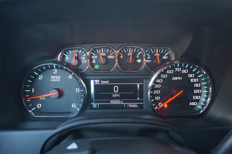 GMC Yukon XL Vehicle Full-screen Gallery Image 48