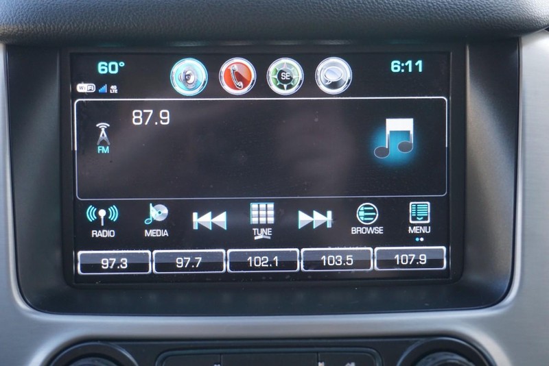 GMC Yukon XL Vehicle Full-screen Gallery Image 56