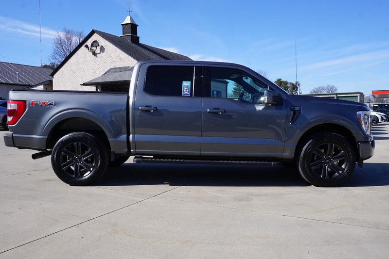 Ford F-150 Vehicle Full-screen Gallery Image 02