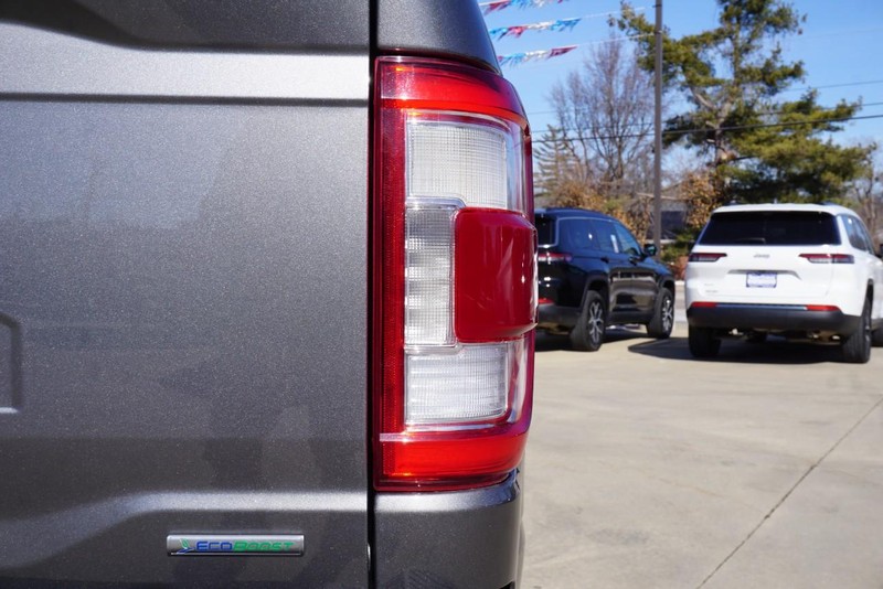 Ford F-150 Vehicle Full-screen Gallery Image 22