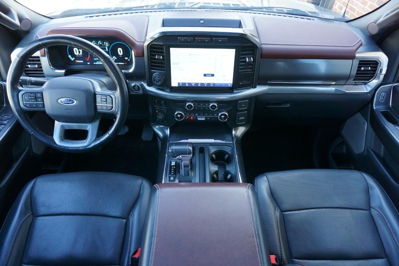 Ford F-150 Vehicle Full-screen Gallery Image 36