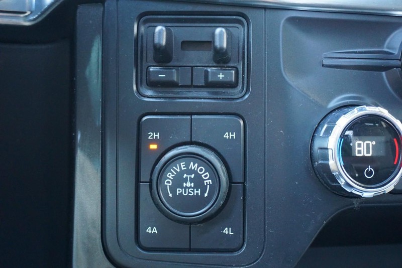 Ford F-150 Vehicle Full-screen Gallery Image 49