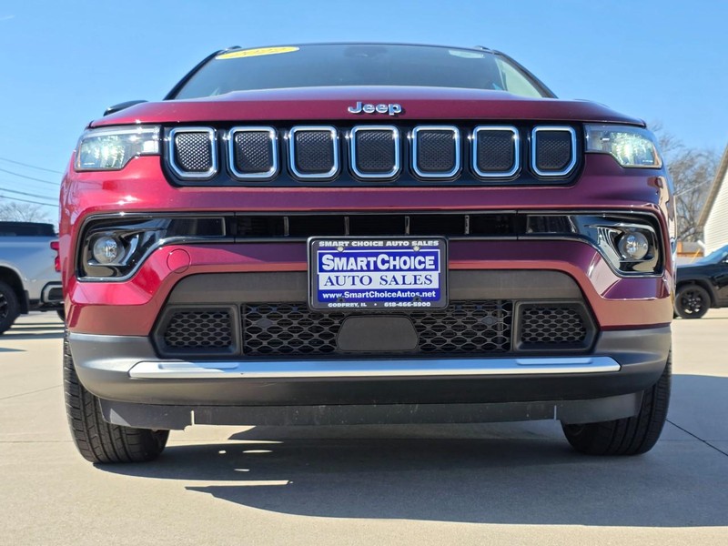 Jeep Compass Vehicle Full-screen Gallery Image 10