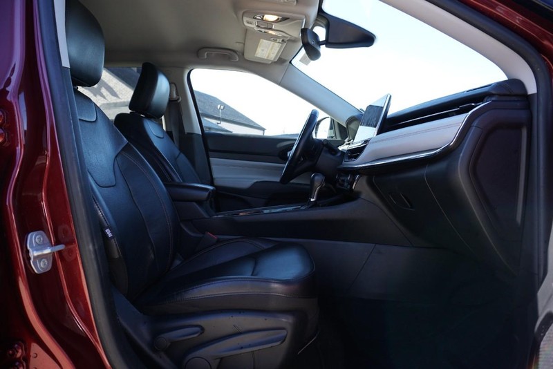 Jeep Compass Vehicle Full-screen Gallery Image 27