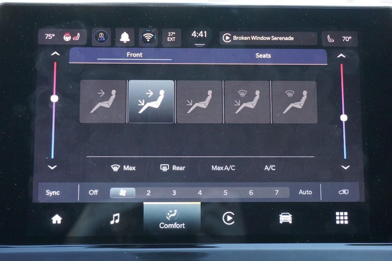 Jeep Compass Vehicle Full-screen Gallery Image 42