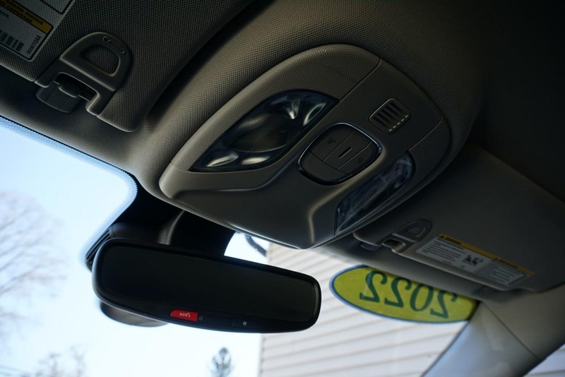 Jeep Compass Vehicle Full-screen Gallery Image 48