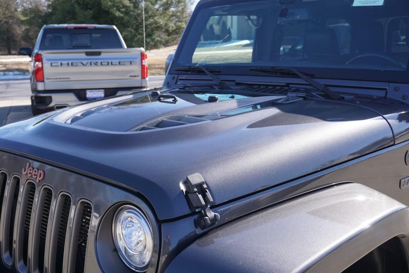 Jeep Wrangler Unlimited Vehicle Full-screen Gallery Image 11