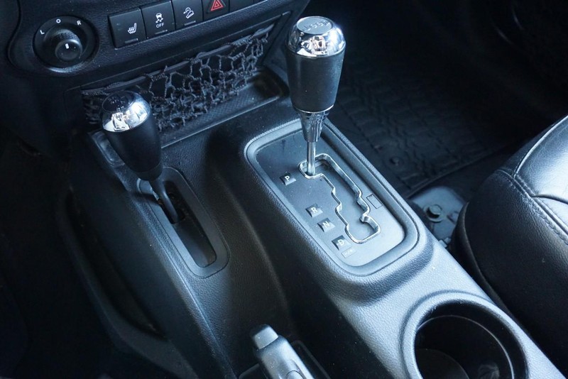 Jeep Wrangler Unlimited Vehicle Full-screen Gallery Image 46