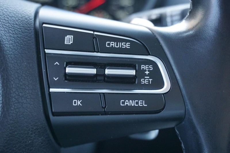 Kia Stinger Vehicle Full-screen Gallery Image 42