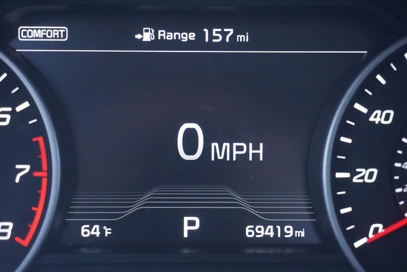 Kia Stinger Vehicle Full-screen Gallery Image 44