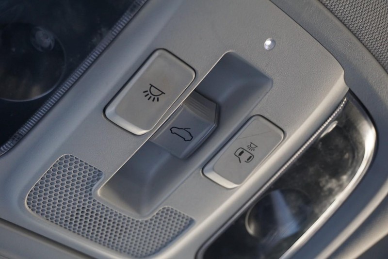 Kia Stinger Vehicle Full-screen Gallery Image 61