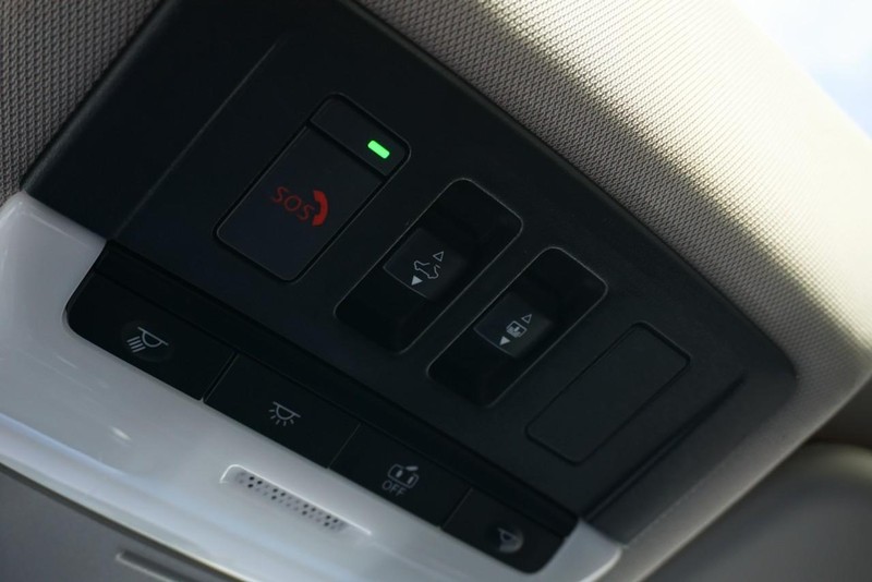 Nissan Rogue Vehicle Full-screen Gallery Image 54