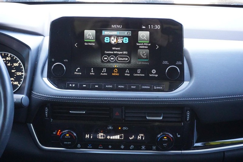 Nissan Rogue Vehicle Full-screen Gallery Image 32