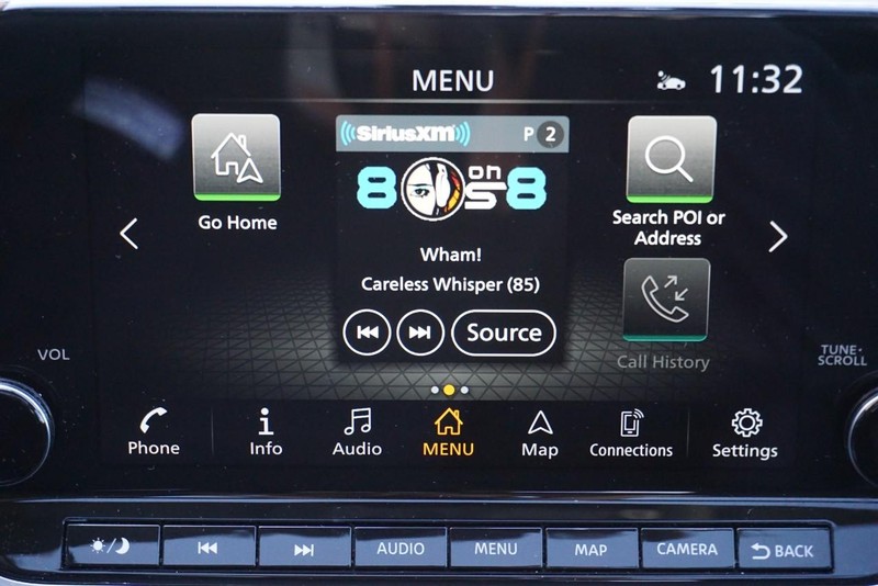 Nissan Rogue Vehicle Full-screen Gallery Image 46