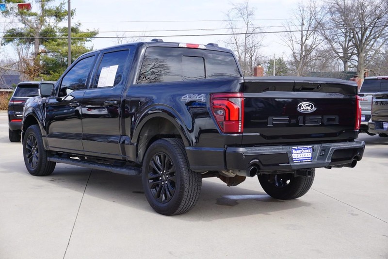 Ford F-150 Vehicle Full-screen Gallery Image 05