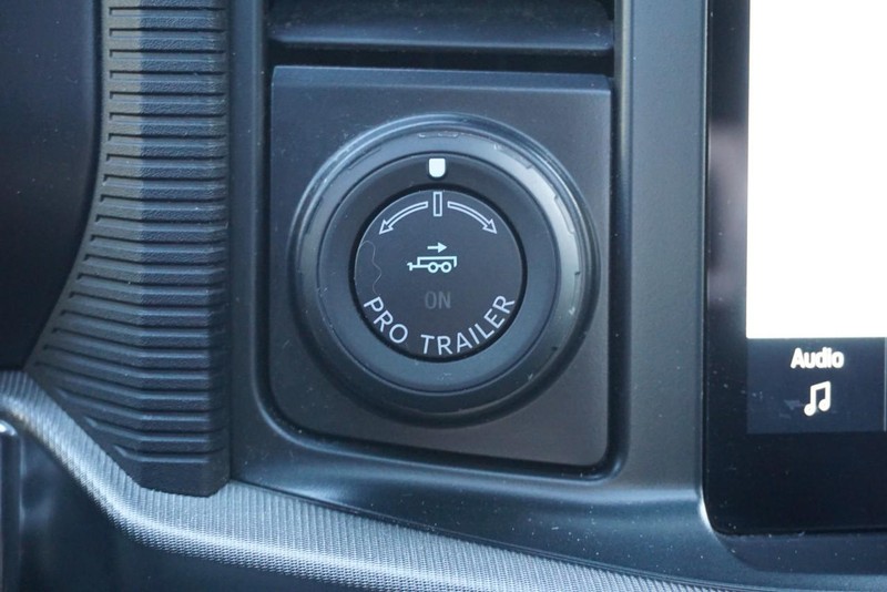 Ford F-150 Vehicle Full-screen Gallery Image 44