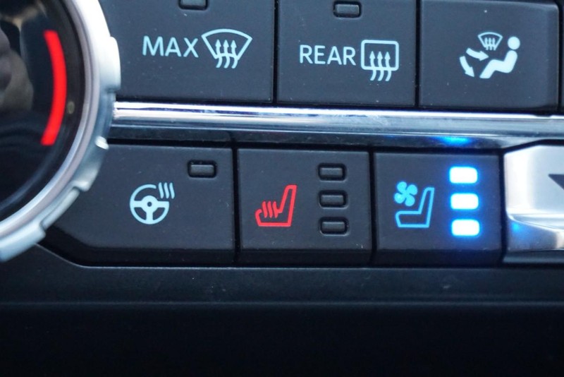 Ford F-150 Vehicle Full-screen Gallery Image 47