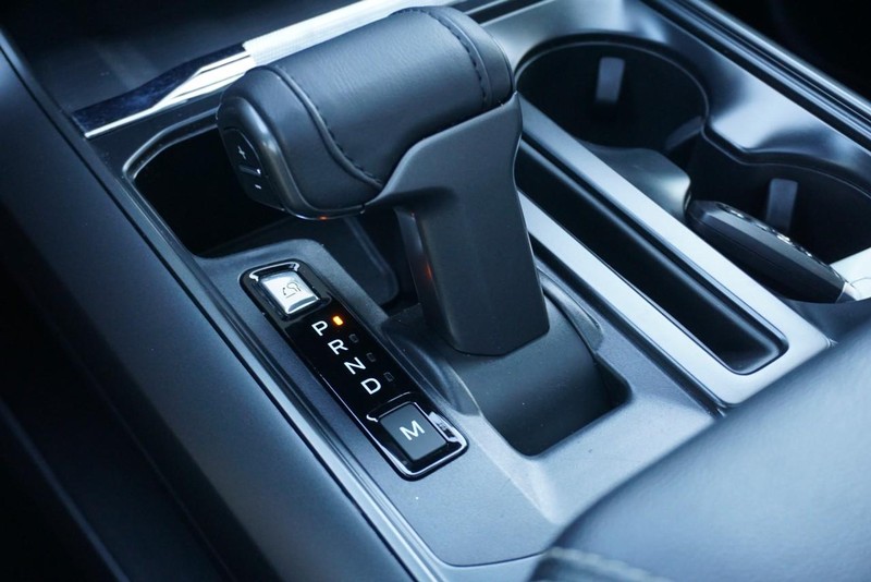 Ford F-150 Vehicle Full-screen Gallery Image 49