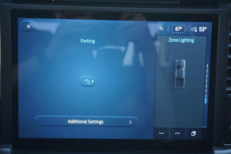 Ford F-150 Vehicle Full-screen Gallery Image 55