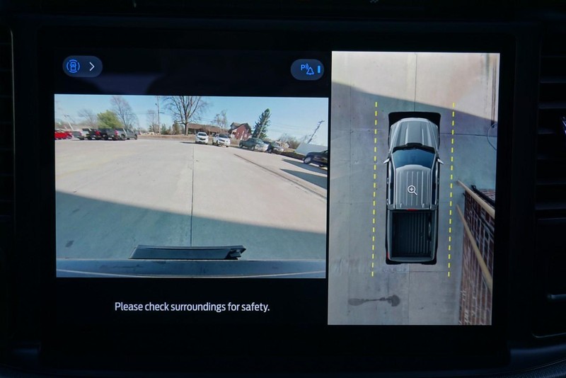 Ford F-150 Vehicle Full-screen Gallery Image 56