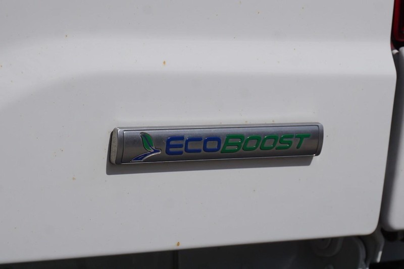 Ford F-150 Vehicle Full-screen Gallery Image 22