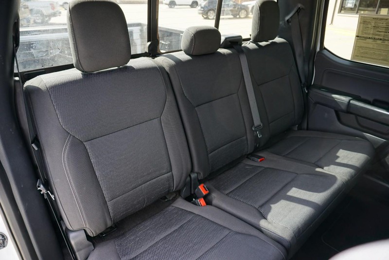 Ford F-150 Vehicle Full-screen Gallery Image 33