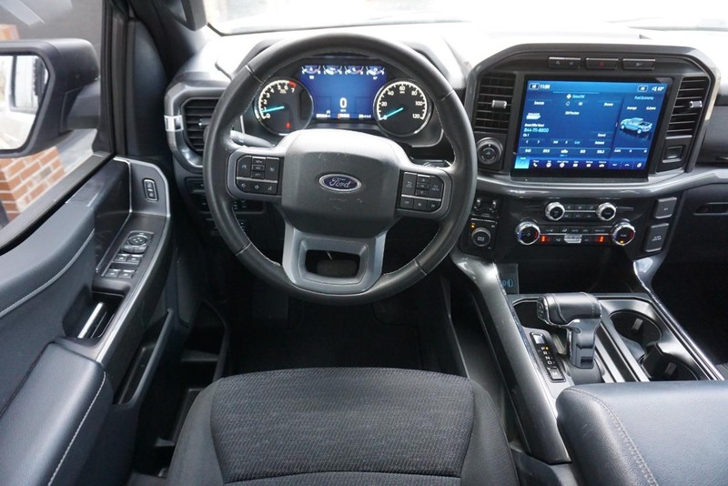 Ford F-150 Vehicle Full-screen Gallery Image 42