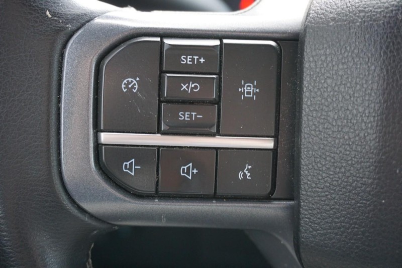 Ford F-150 Vehicle Full-screen Gallery Image 43