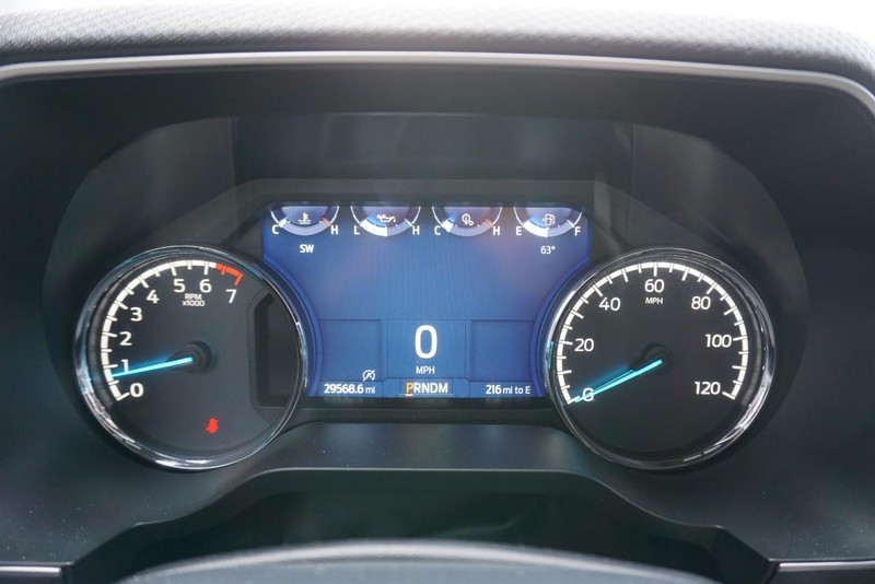 Ford F-150 Vehicle Full-screen Gallery Image 45