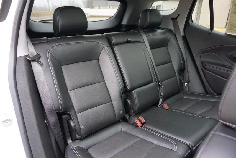 GMC Terrain Vehicle Full-screen Gallery Image 28