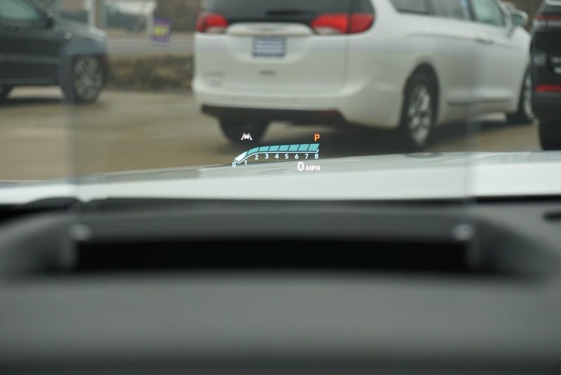 GMC Terrain Vehicle Full-screen Gallery Image 42