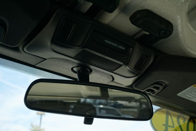 Jeep Wrangler Vehicle Full-screen Gallery Image 50