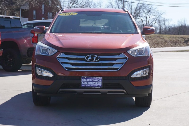 Hyundai Santa Fe Vehicle Full-screen Gallery Image 08