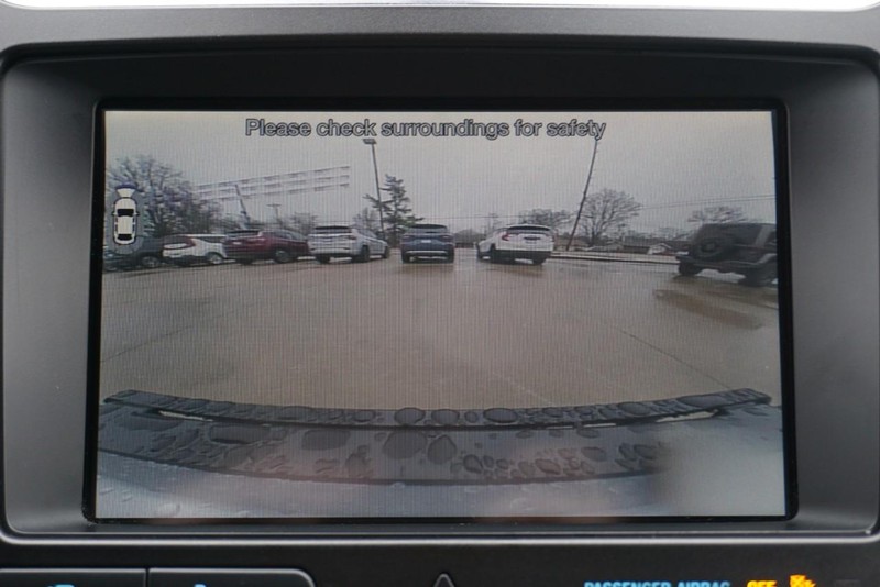 Ford Explorer Vehicle Full-screen Gallery Image 51