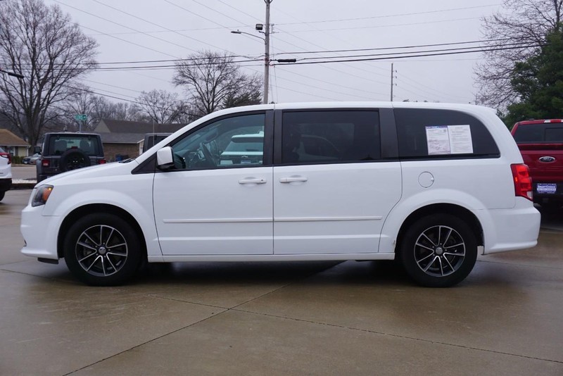 Dodge Grand Caravan Vehicle Full-screen Gallery Image 06