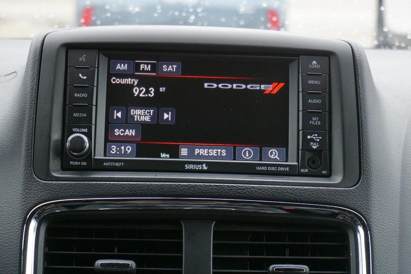 Dodge Grand Caravan Vehicle Full-screen Gallery Image 32