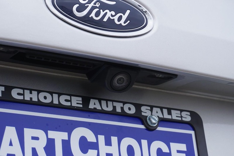 Ford Focus Vehicle Full-screen Gallery Image 19