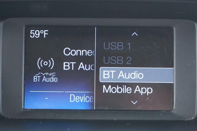 Ford Focus Vehicle Full-screen Gallery Image 44