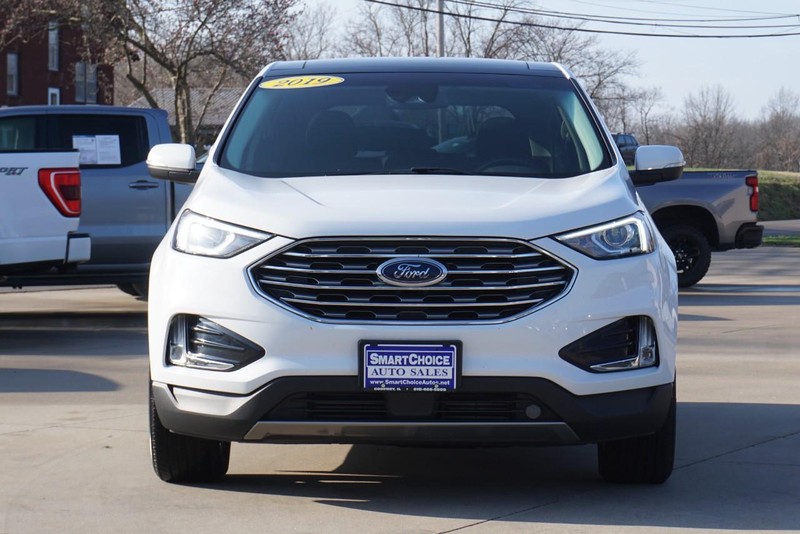 Ford Edge Vehicle Full-screen Gallery Image 08