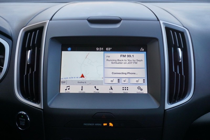 Ford Edge Vehicle Full-screen Gallery Image 33