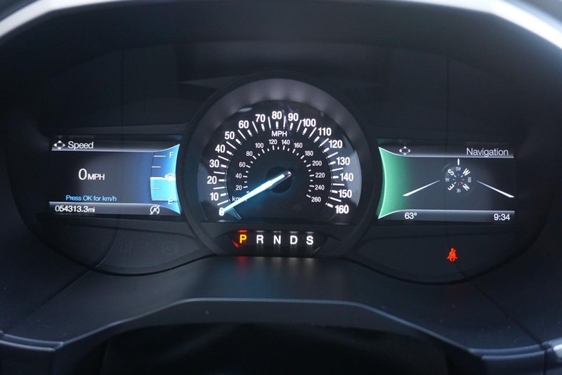 Ford Edge Vehicle Full-screen Gallery Image 38