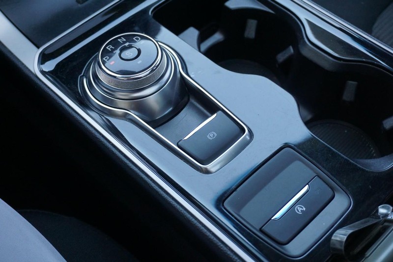 Ford Edge Vehicle Full-screen Gallery Image 45