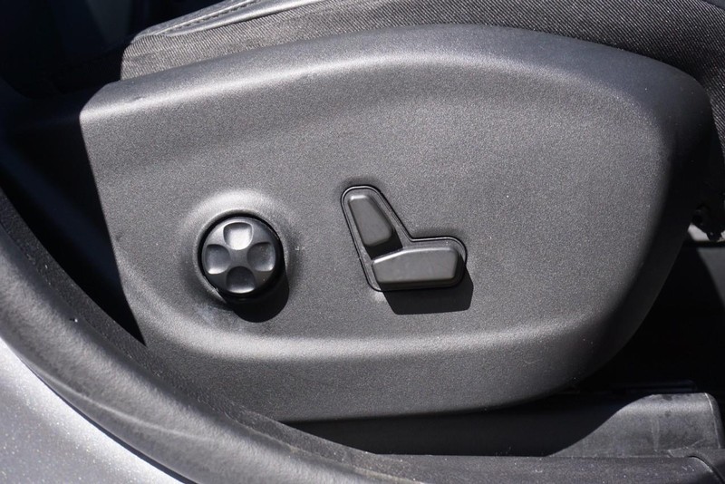 Jeep Cherokee Vehicle Full-screen Gallery Image 32