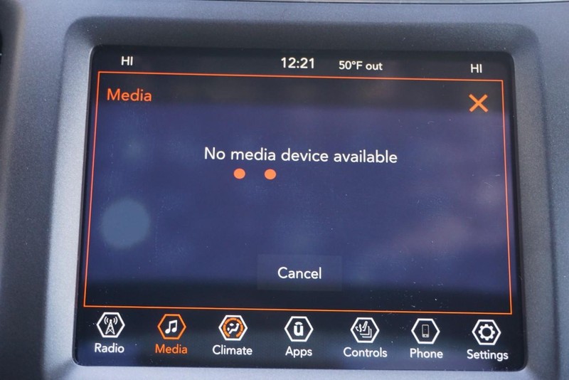 Jeep Cherokee Vehicle Full-screen Gallery Image 53