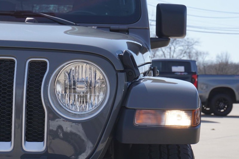 Jeep Wrangler Vehicle Full-screen Gallery Image 10