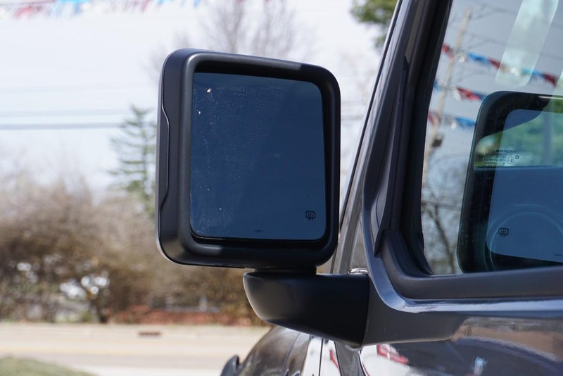 Jeep Wrangler Vehicle Full-screen Gallery Image 18