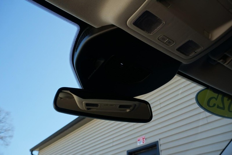 Ford Escape Vehicle Full-screen Gallery Image 54