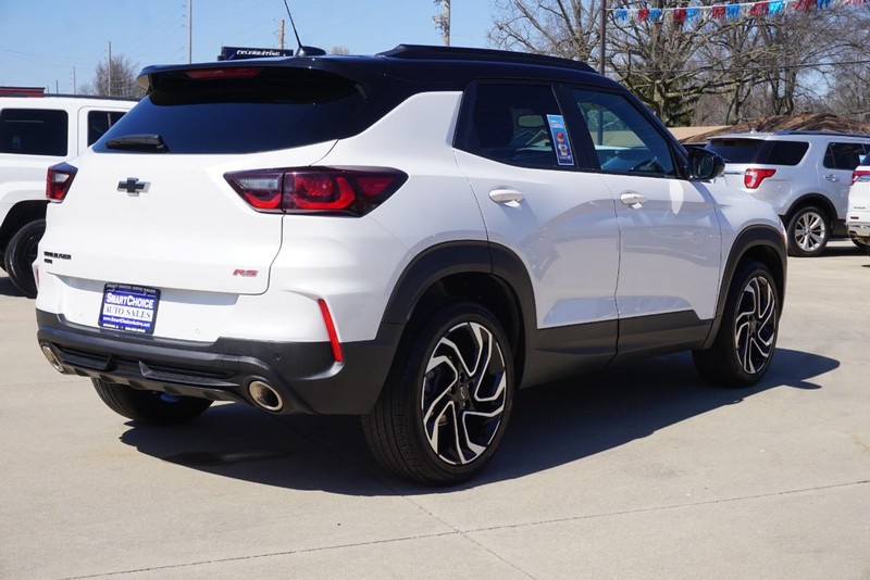 Chevrolet TrailBlazer Vehicle Full-screen Gallery Image 03