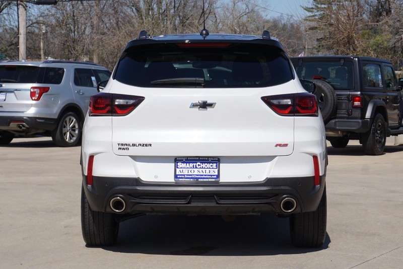 Chevrolet TrailBlazer Vehicle Full-screen Gallery Image 04