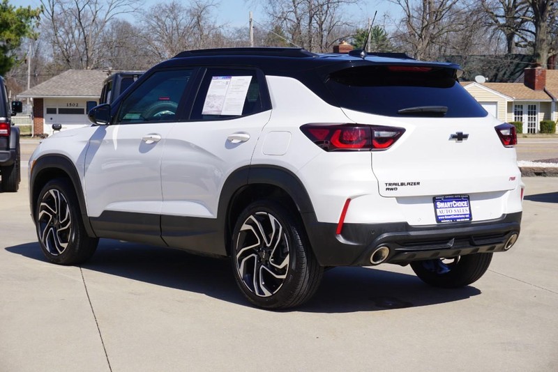 Chevrolet TrailBlazer Vehicle Full-screen Gallery Image 05